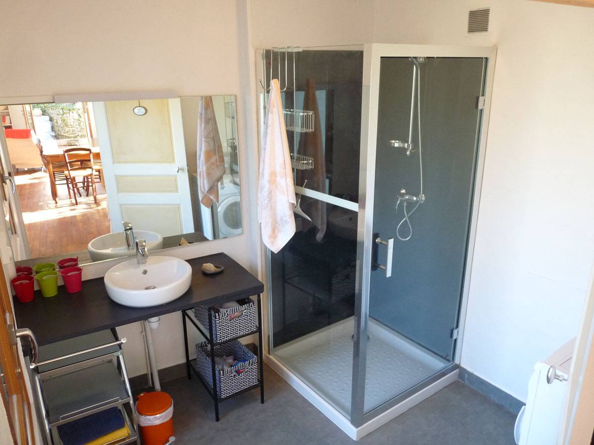 Location de gîte - Salle de bain 2 Location de gîte - Salle de bain 2